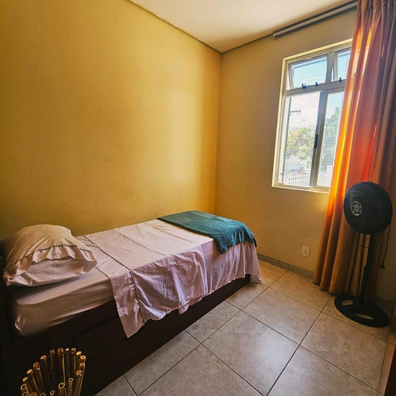 Poente Hostel เบโลโอรีซอนชี ภายนอก รูปภาพ
